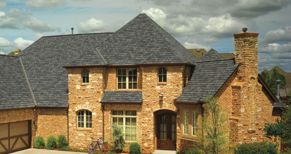 Asphalt Shingles, Wood-Shake Looks and Other 2019 Roofing Trends